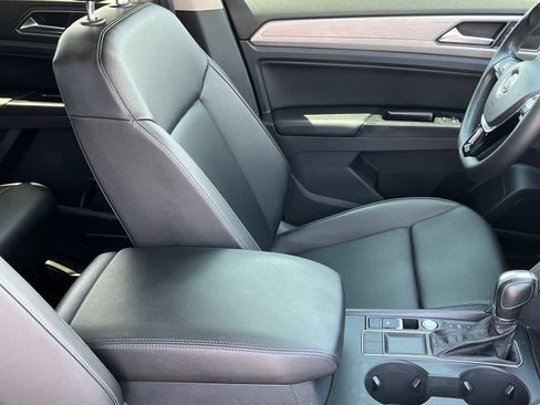 Used 2019 Volkswagen Atlas SE FWD image 10