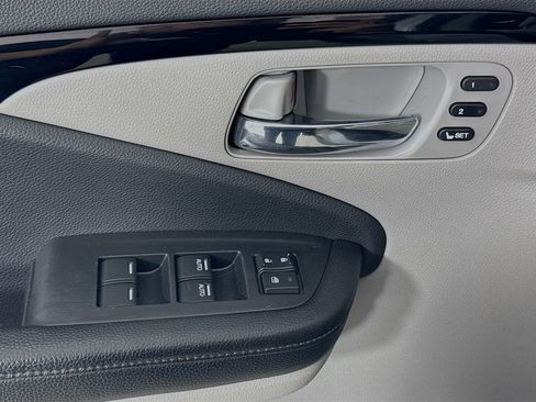 Used 2019 Honda Pilot Touring image 21