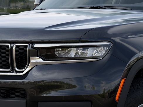 New 2025 Jeep Grand Cherokee L Laredo AWD/4WD image 36