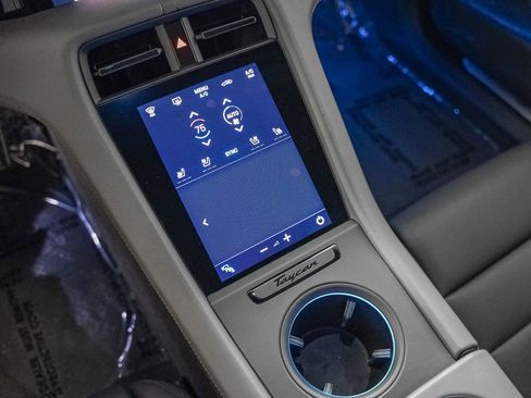 Certified 2020 Porsche Taycan Turbo image 19