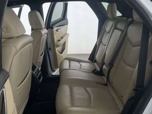 Used 2017 Cadillac XT5 Luxury w/ Driver Awareness Package image 44