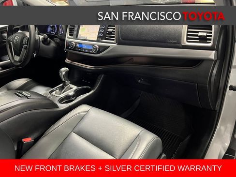 Certified 2019 Toyota Highlander XLE image 24