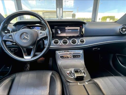 Used 2018 Mercedes-Benz E 300 image 15