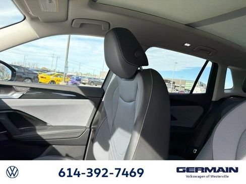 New 2026 Volkswagen Tiguan SE image 21