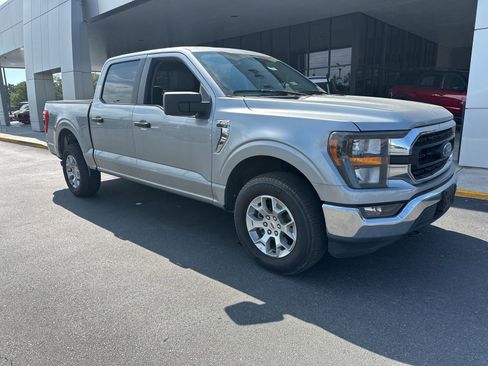 Used 2023 Ford F150 XLT image 2