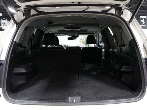 Used 2017 Honda Pilot Touring image 17
