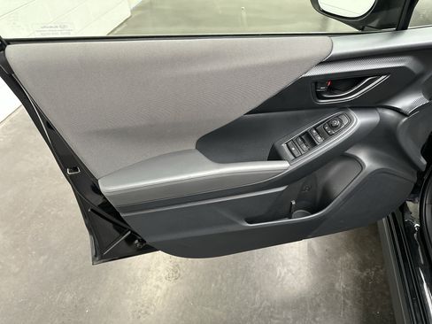 Used 2024 Subaru Crosstrek 2.0i Premium AWD/4WD image 17