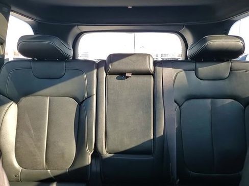 Used 2022 Jeep Grand Cherokee Overland w/ Adv Protech Group III image 28