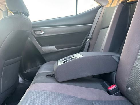 Used 2017 Toyota Corolla LE FWD image 37