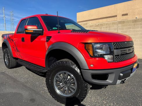 Used 2010 Ford F150 Raptor image 1