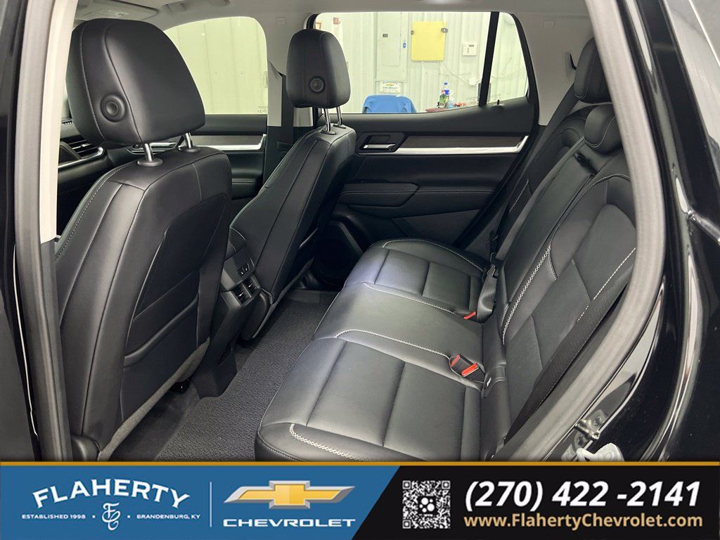Used 2026 GMC Terrain Denali AWD/4WD image 11