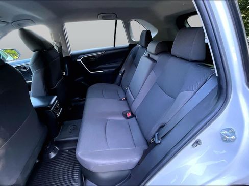 Certified 2024 Toyota RAV4 LE AWD/4WD image 19