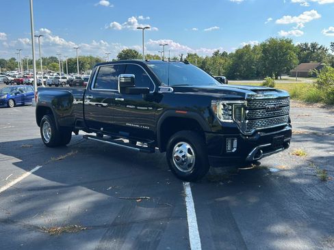 Certified 2022 GMC Sierra 3500 Denali w/ Technology Package AWD/4WD image 8