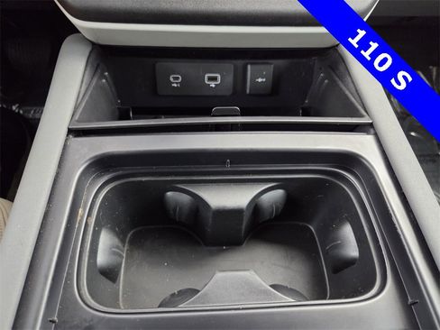 Used 2022 Land Rover Defender 110 S image 27