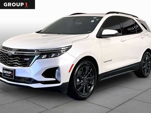 Used 2022 Chevrolet Equinox RS w/ RS Leather Package FWD image 1