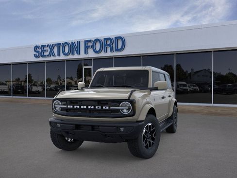 New 2026 Ford Bronco Outer Banks AWD/4WD image 2