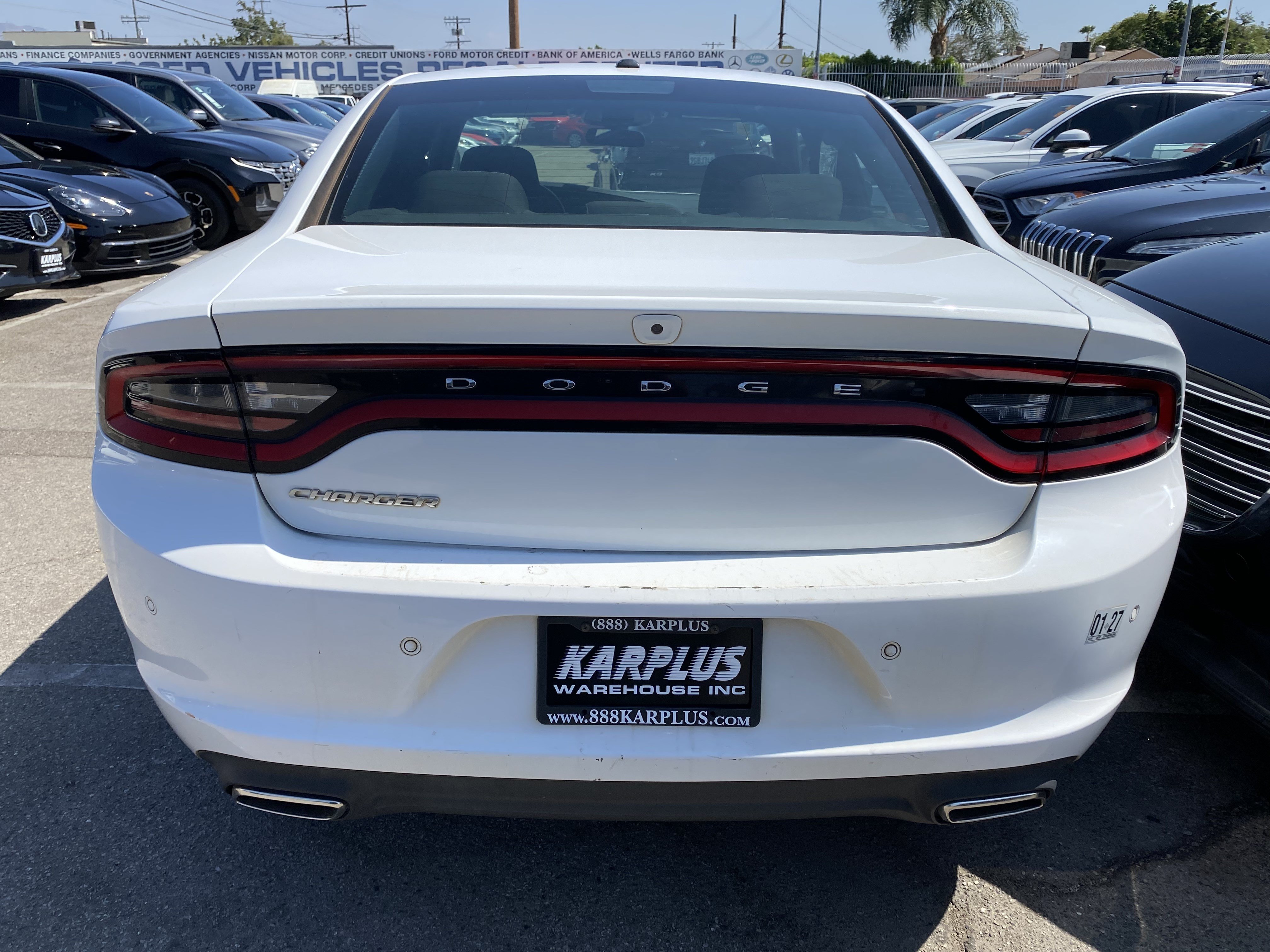 Used 2022 Dodge Charger SXT RWD image 9
