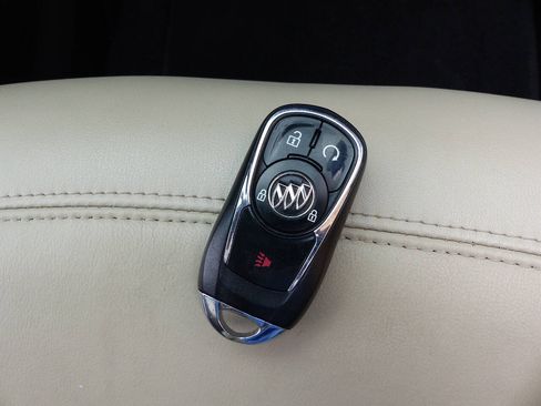 Used 2019 Buick Encore Essence w/ Experience Buick Package AWD/4WD image 48
