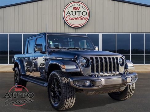 Used 2021 Jeep Gladiator Overland image 1