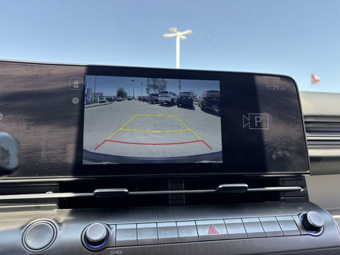 Used 2024 Hyundai Kona SEL FWD image 21