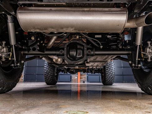 Used 2025 Jeep Wrangler Sport S image 15