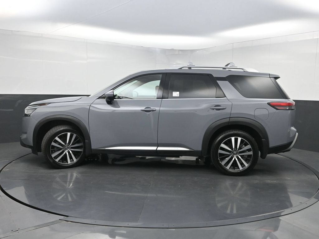 Used 2023 Nissan Pathfinder Platinum AWD/4WD image 46