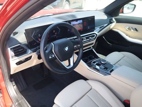 Used 2023 BMW 330i Sedan w/ Convenience Package RWD image 9