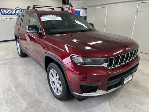 Used 2021 Jeep Grand Cherokee L Limited AWD/4WD image 12