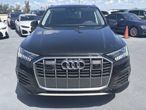 Used 2023 Audi Q7 3.0T Premium Plus w/ Premium Plus Package AWD/4WD image 9