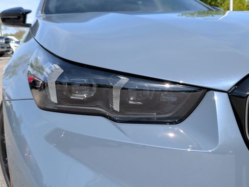 New 2026 BMW M5 Touring image 3