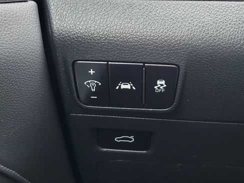 Used 2021 Kia K5 EX image 17