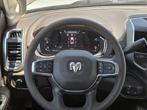 New 2026 RAM 2500 Laramie AWD/4WD image 20