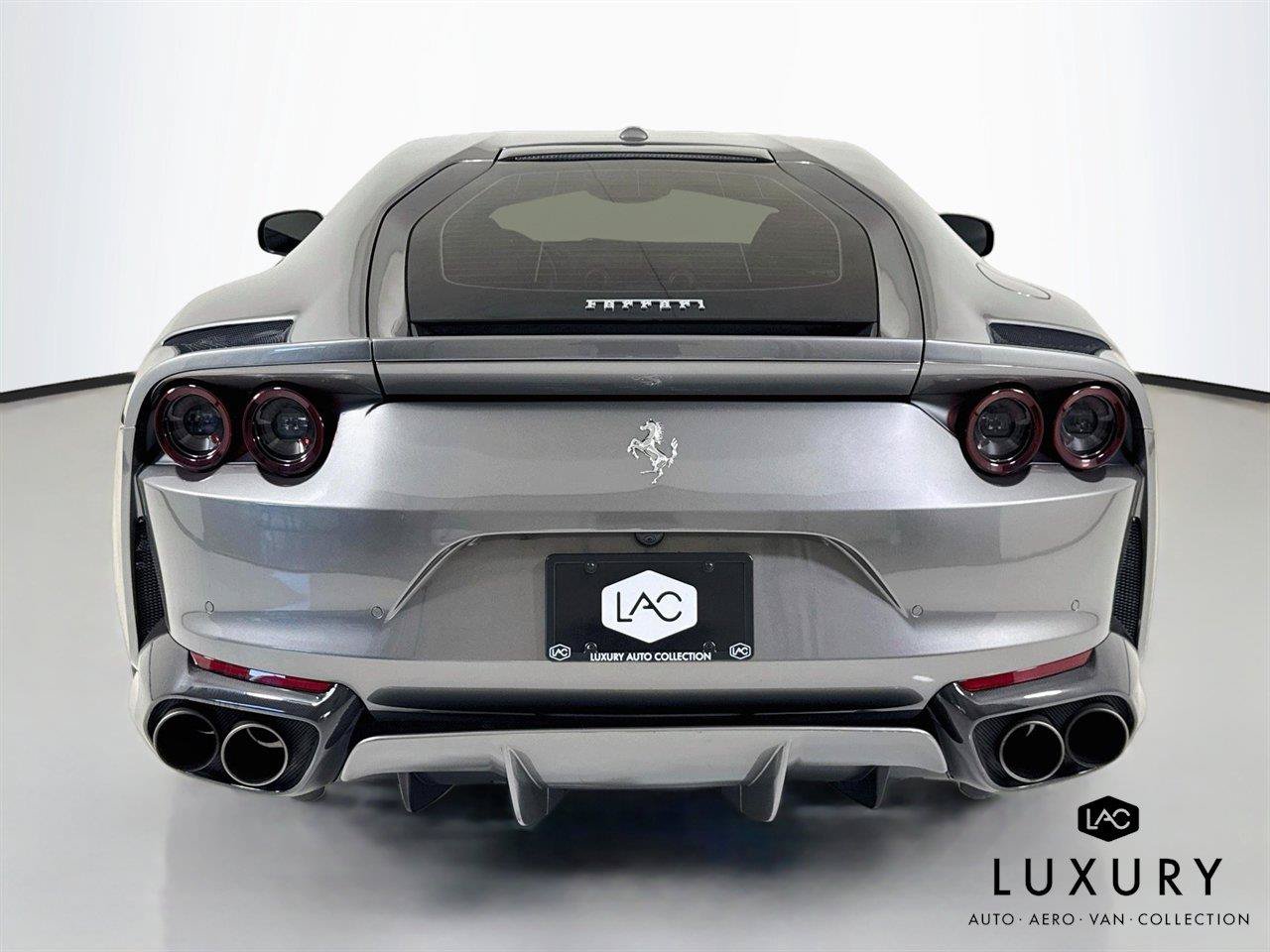 Used 2019 Ferrari 812 Superfast RWD image 5