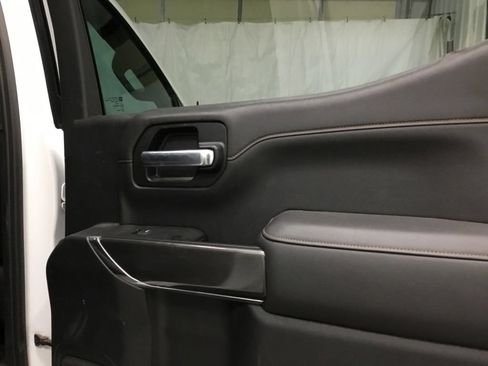 Used 2021 GMC Sierra 1500 AT4 w/ AT4 Premium Package AWD/4WD image 22