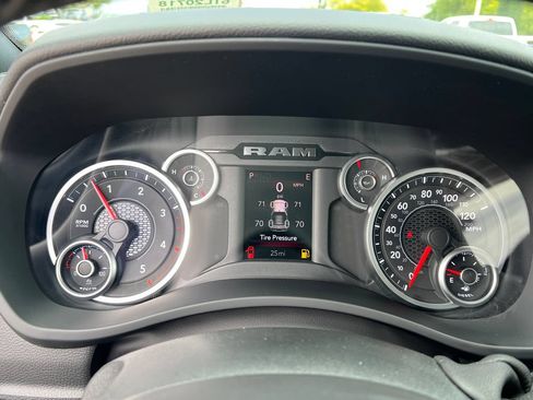 New 2026 RAM 2500 Big Horn AWD/4WD image 26