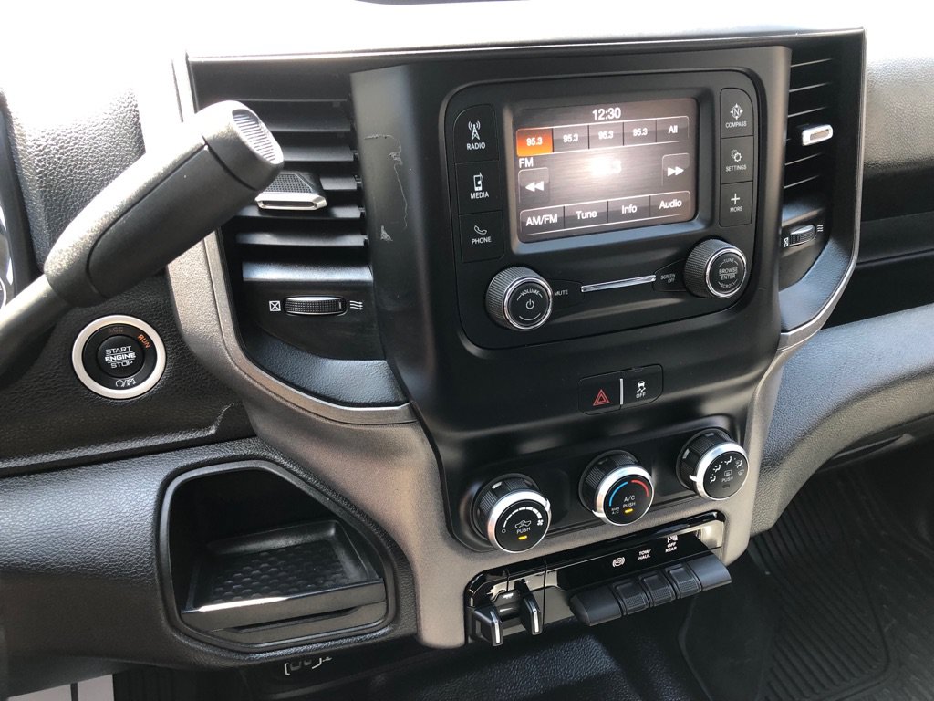 Used 2022 RAM 2500 Tradesman w/ Chrome Appearance Group AWD/4WD image 29