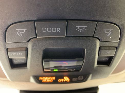 Used 2024 Toyota Corolla XLE image 22