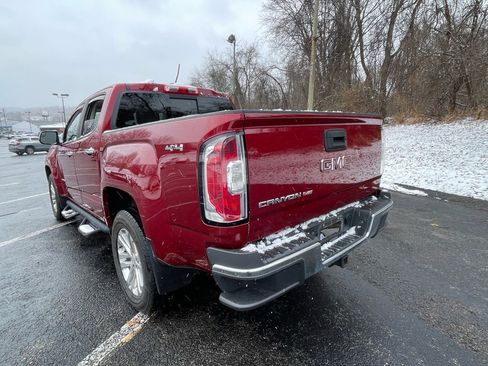 Certified 2017 GMC Canyon SLT w/ Driver Alert Package image 5