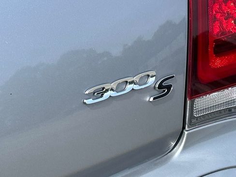 Used 2016 Chrysler 300 S AWD/4WD image 14