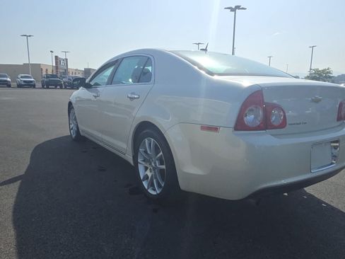Used 2011 Chevrolet Malibu LTZ FWD image 6