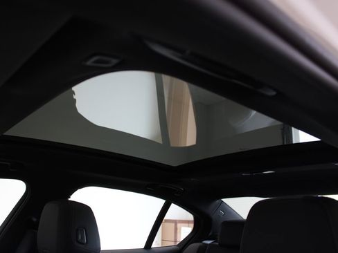 New 2026 BMW 550e xDrive AWD/4WD image 24