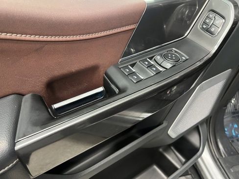 Used 2021 Ford F150 Lariat w/ Equipment Group 502A High image 25