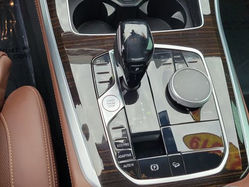 Used 2019 BMW X5 xDrive40i w/ M Sport Package image 27