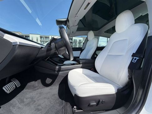 Used 2019 Tesla Model 3 Long Range image 18