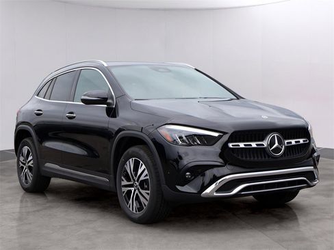Used 2025 Mercedes-Benz GLA 250 4MATIC image 3