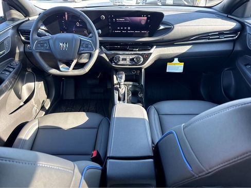 New 2026 Buick Envista Sport Touring w/ Convenience I Package FWD image 11