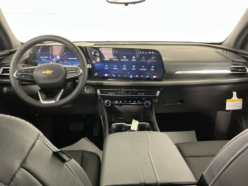 New 2026 Chevrolet Traverse LT w/ Driver Confidence Package image 19