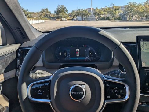 New 2026 Volvo XC90 B6 Ultra w/ Protection Package AWD/4WD image 37