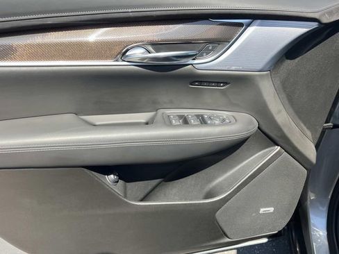 Certified 2025 Cadillac XT6 Premium Luxury w/ Platinum Package AWD/4WD image 16