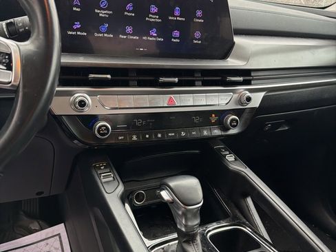 Used 2023 Kia Telluride S image 12